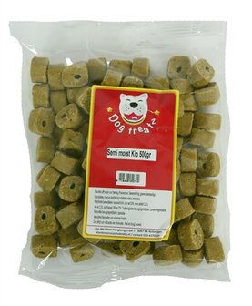 *Dog treatz semi moist kip
