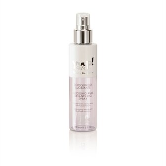 Yuup! glossing and detangling spray