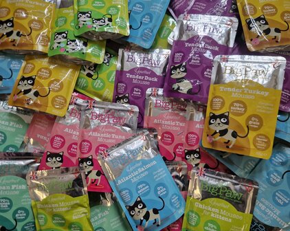 Kattenpouch mix 85 gram 225 stuks 