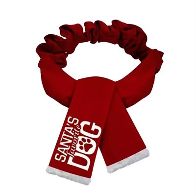 Plenty gifts kerst sjaal santa's favorite dog rood
